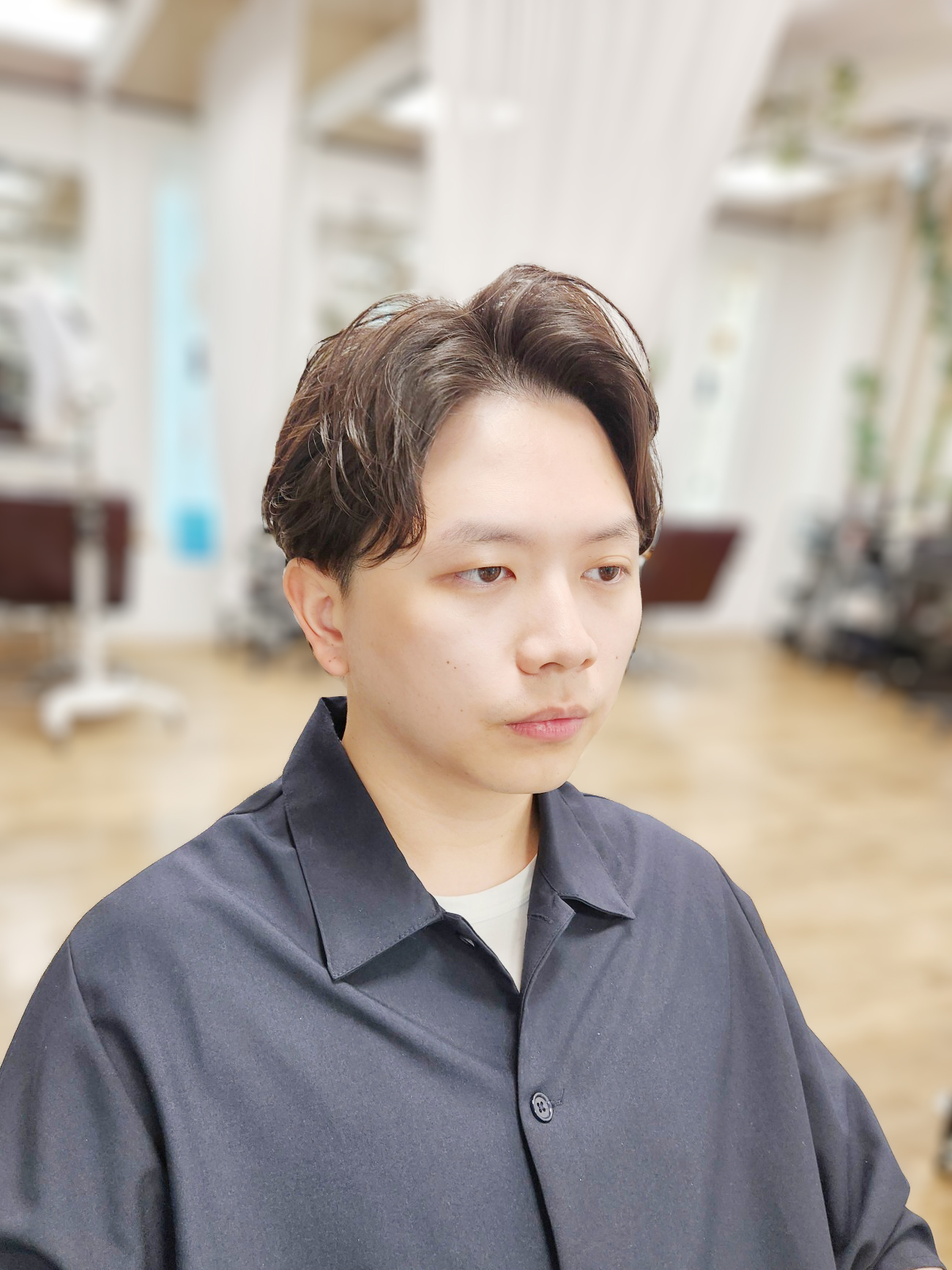 男生分線波紋燙