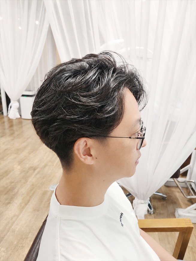 男生自然微彎燙 造型照